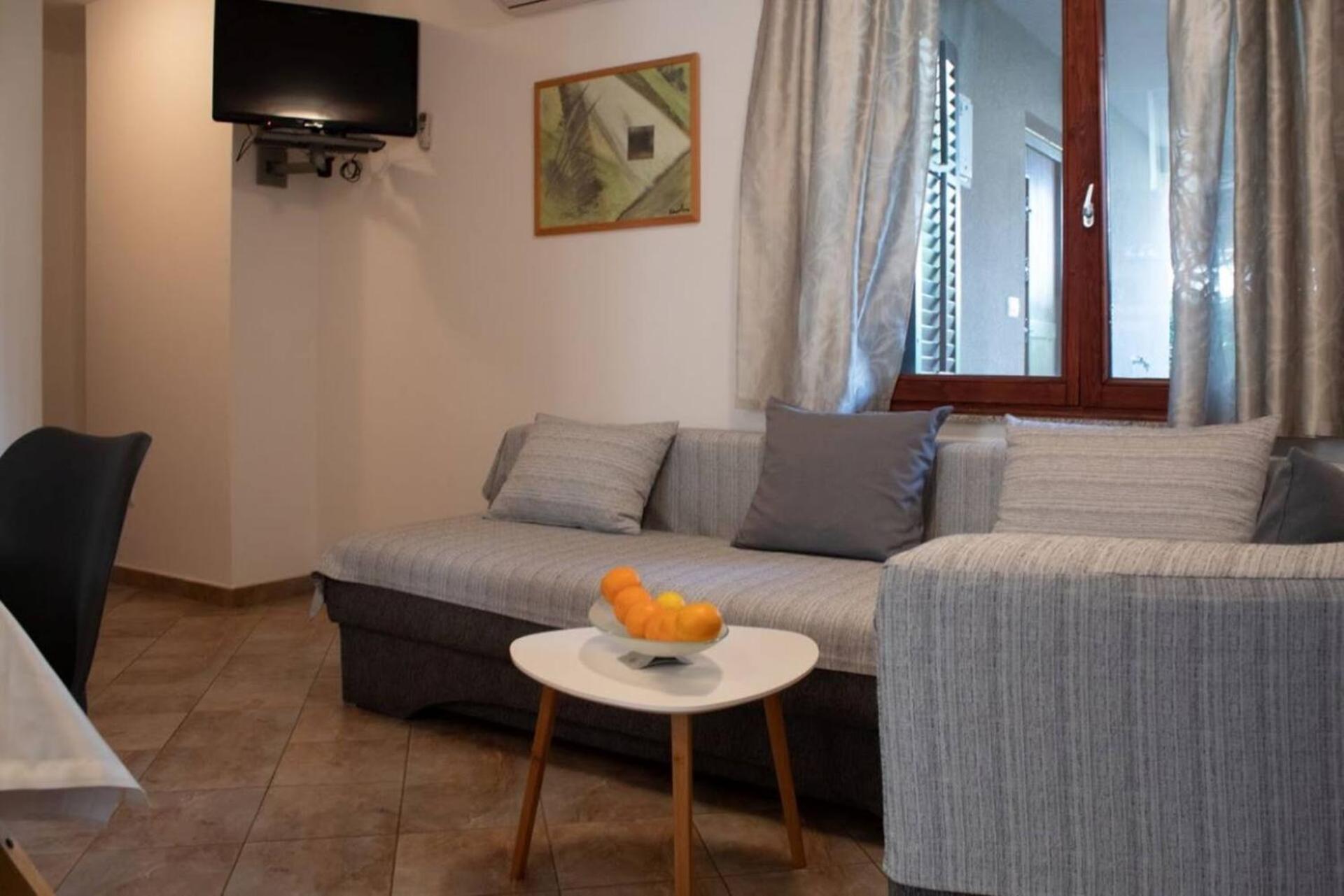 Comfort And Affordable Slavica Gasthof Pula